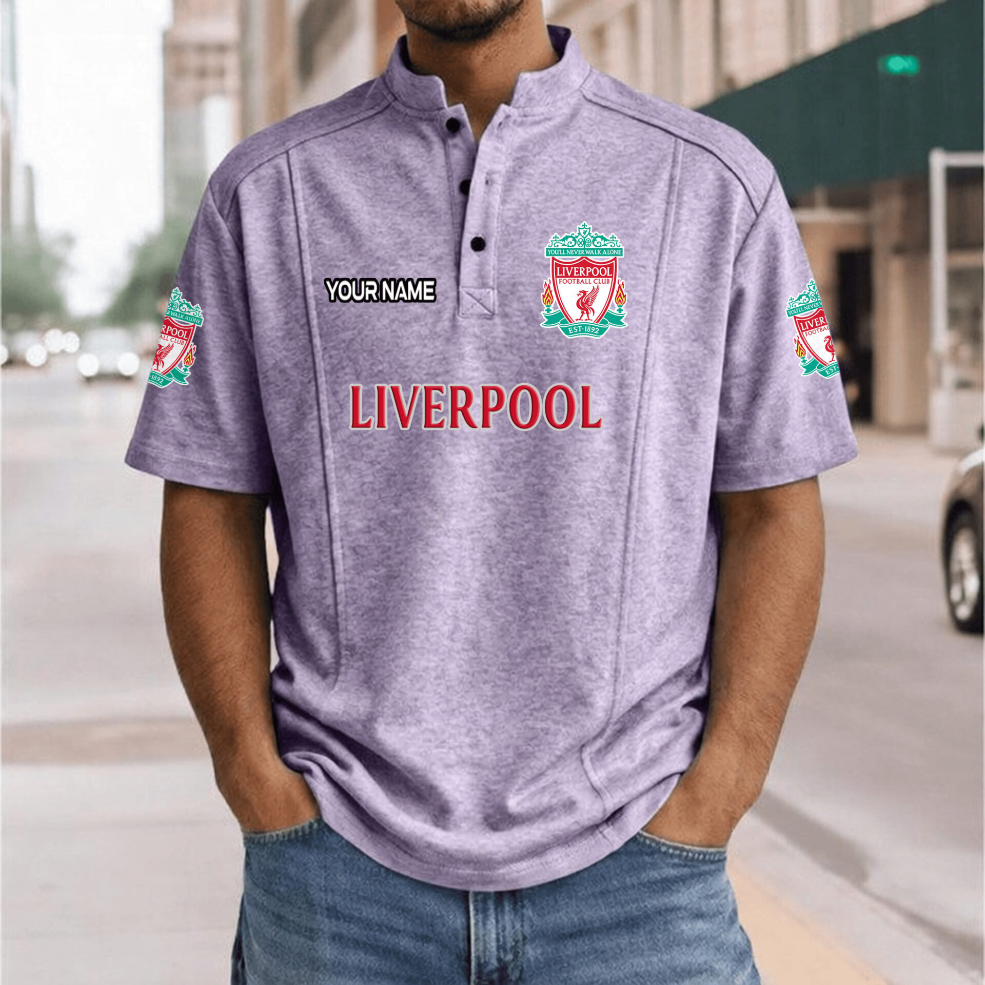Liverpool FC – Henley Polo Shirt Nieuwe Versie with Your Name Liverpool FC – Henley Polo Shirt Nieuwe Versie with Your Name