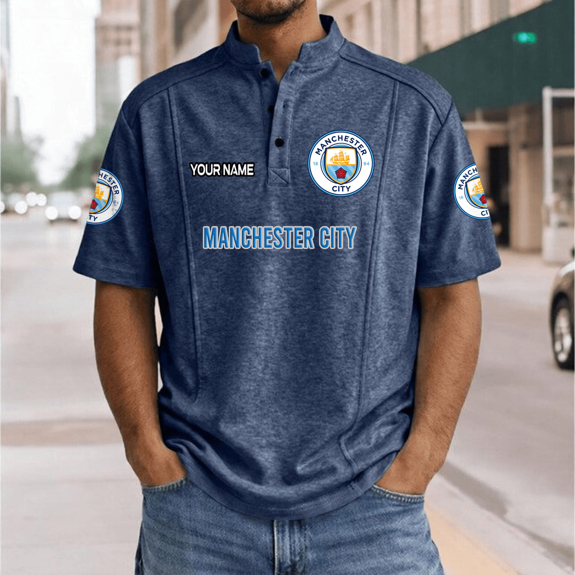 Manchester City – Henley Polo Shirt Nieuwe Versie with Your Name Manchester City – Henley Polo Shirt Nieuwe Versie with Your Name